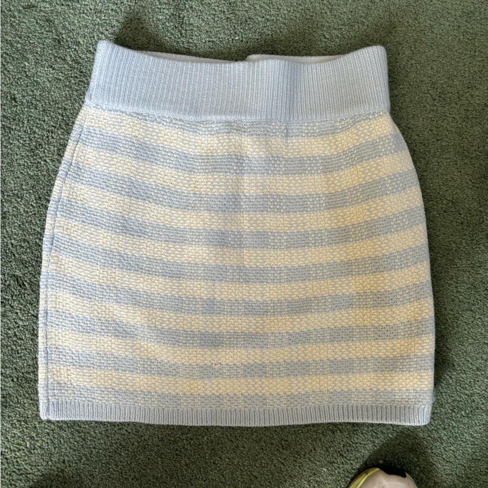 Aqua skirt, comfortable and cute